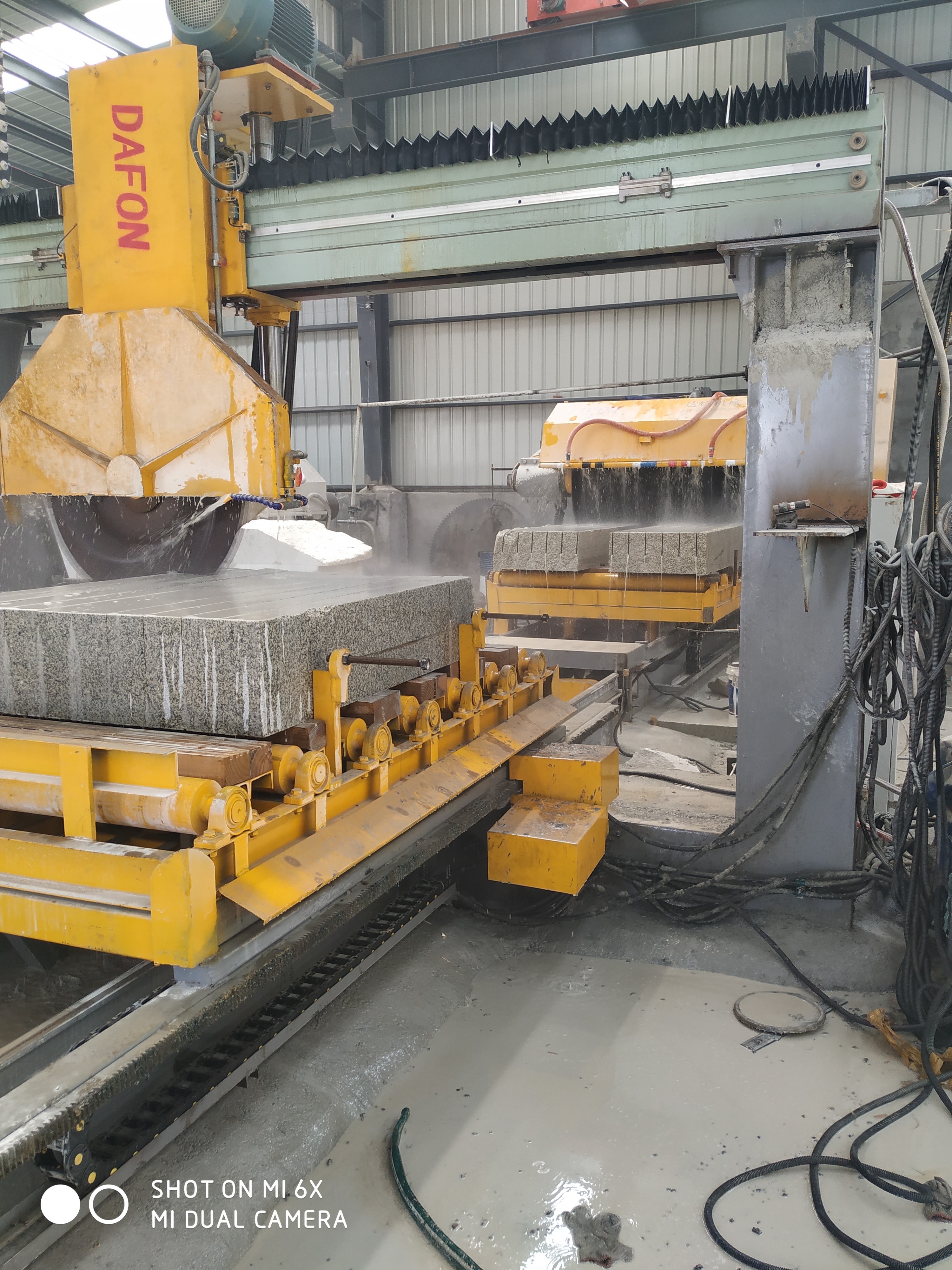 路沿石單片定長(zhǎng)機(jī)